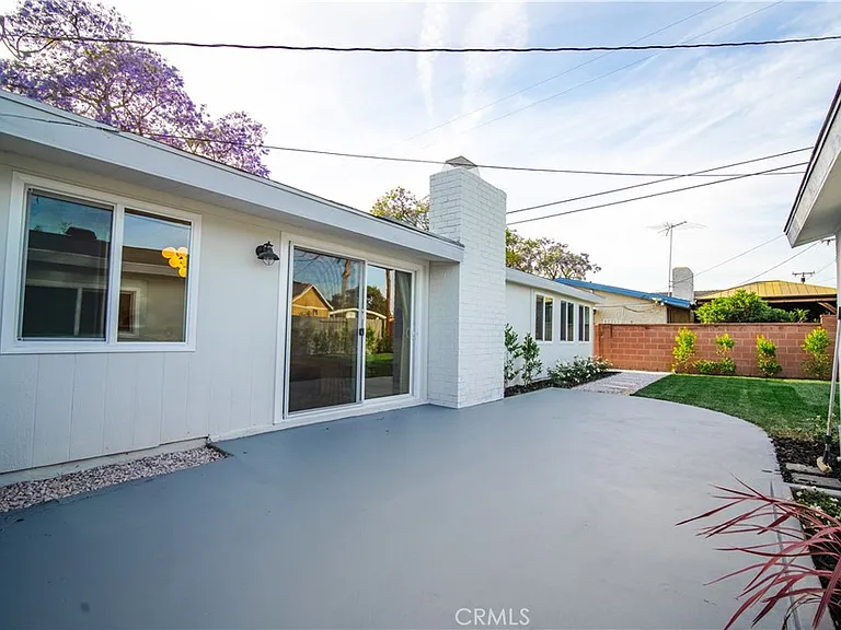 236 Mission Dr — Photo 36