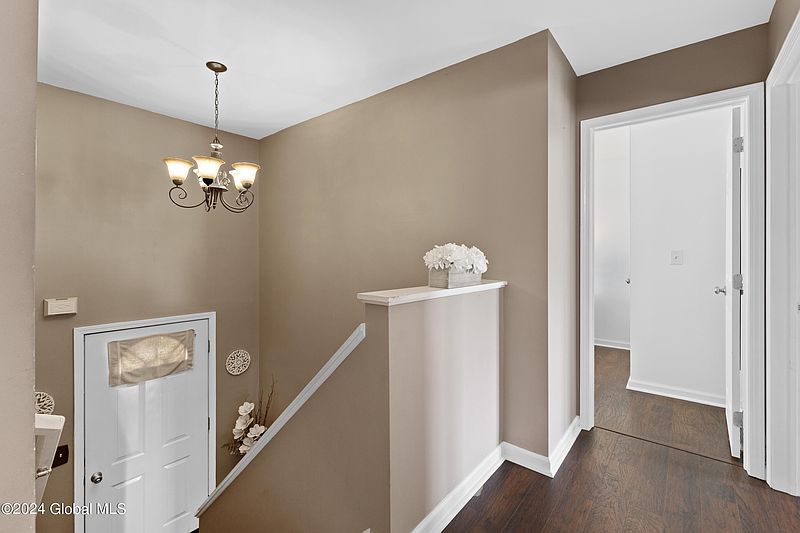 4th image of 2319 5th Avenue