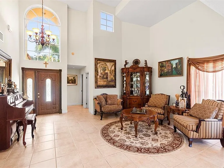 9505 Aegean Dr — Photo 5
