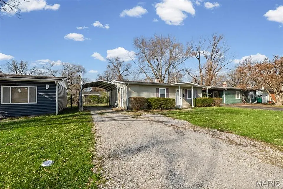 3 bed, 864 sqft, $1,400 — Photo 3