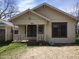 304 N 12th St, Sanger, TX 76266