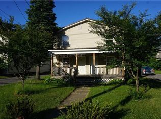 654 S Main St, Central Square, NY 13036