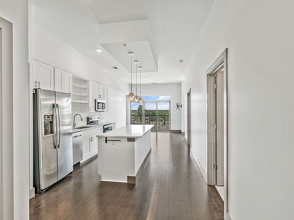 5th image of 2407 8th Ave S APT 505
