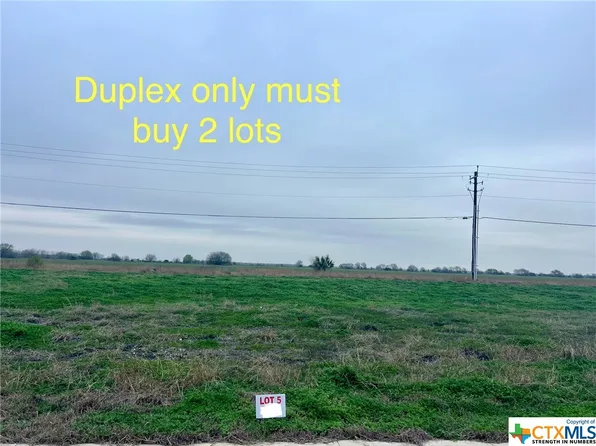 310 Cardinal Dr, Port Lavaca, TX 77979