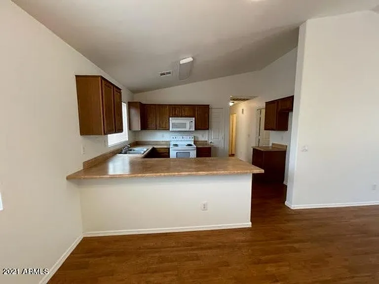 23438 W Cocopah St — Photo 6