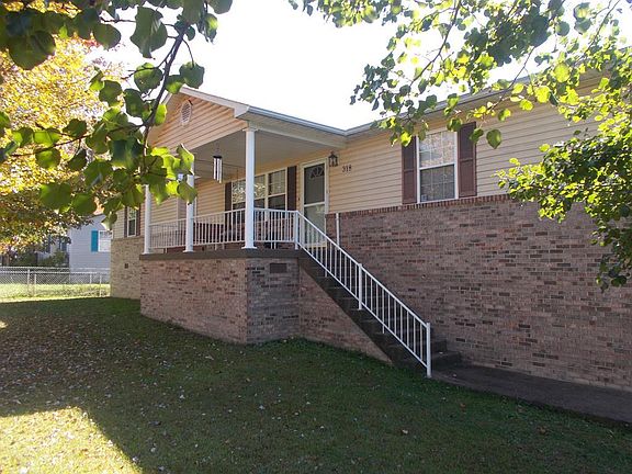 2nd image of 318 Southloop Dr