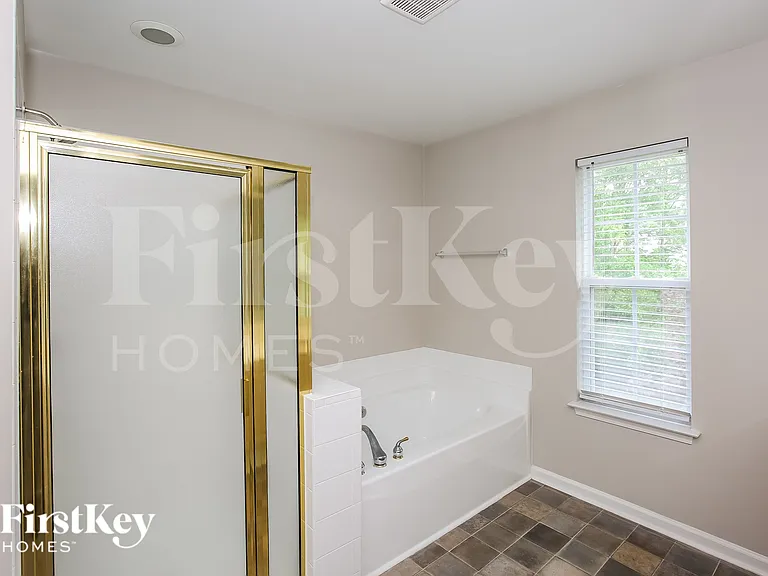 2516 Macie Glen Ct — Photo 9