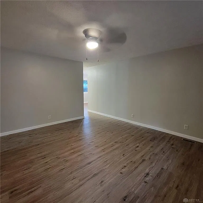 3 bed, 2.0 bath, 1248 sqft, $1,600 — Photo 3