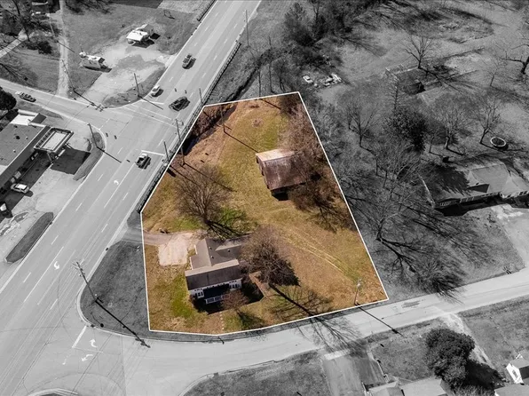 202 Vine St, Loretto, TN 38469