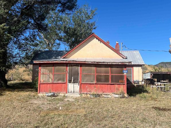 300 N 4th St, Buffalo Gap, SD 57722