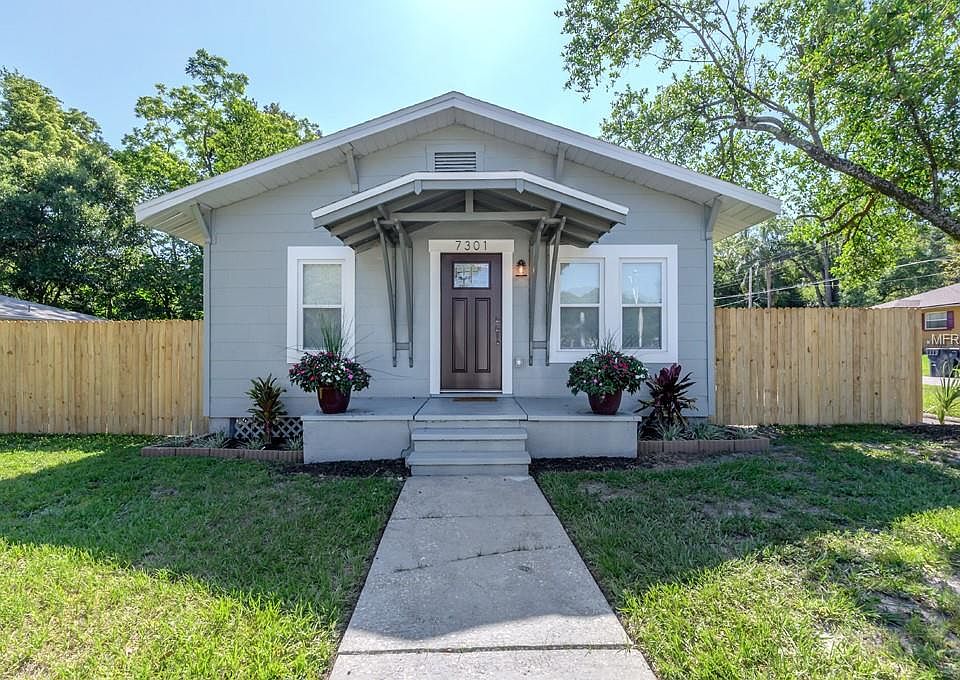 1st image of 7301 N Huntley Ave