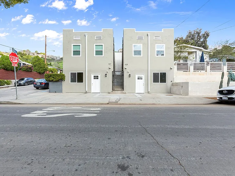 925 Isabel — Photo 3