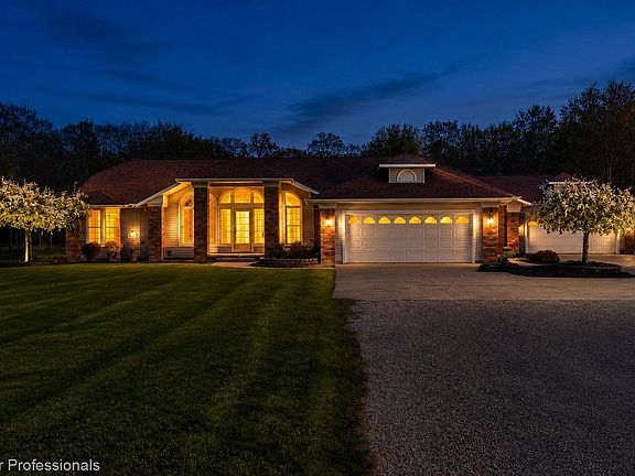 2nd image of 6464 Ferden Rd