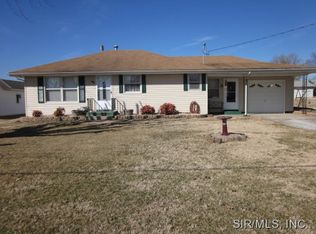 331 S Main St, Hecker, IL 62248