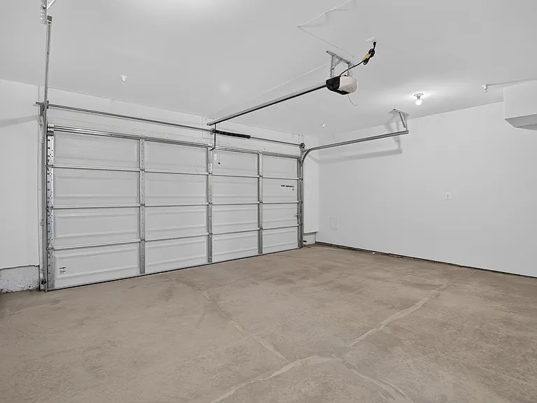 5015 Dulcet Dr — Photo 36