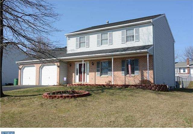 1st image of 504 Hillside Ct