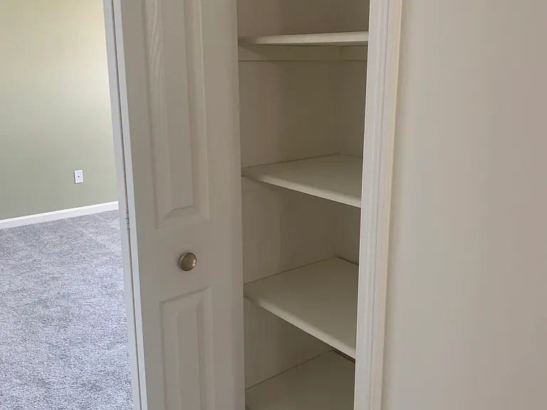 401 Vista Cir #401 — Photo 37
