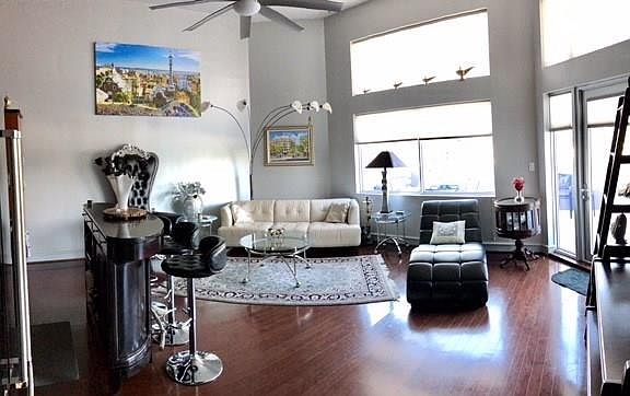 3rd image of 3311 Yupon St APT 305
