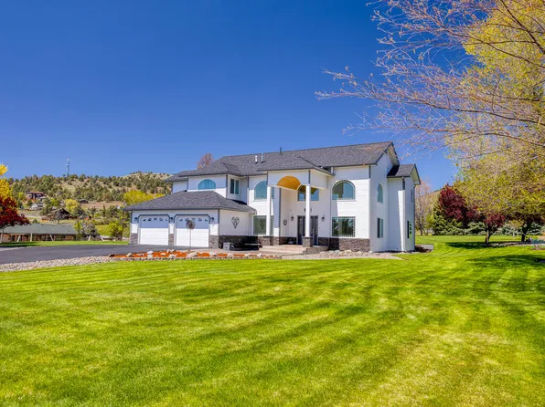 9015 Arant Rd, Klamath Falls, OR 97603