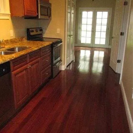 613 S Summerlin Ave — Photo 2