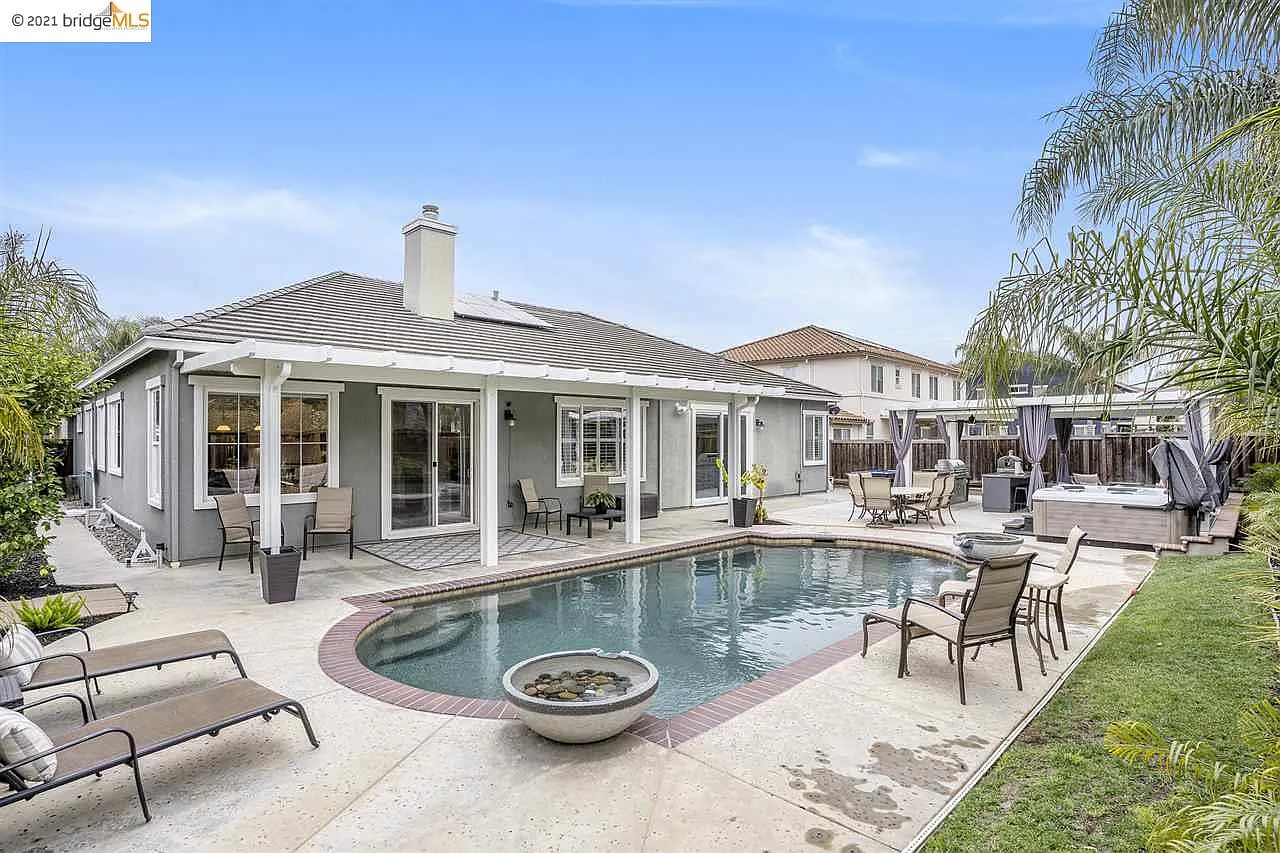 1725 La Pergola Dr photo 1