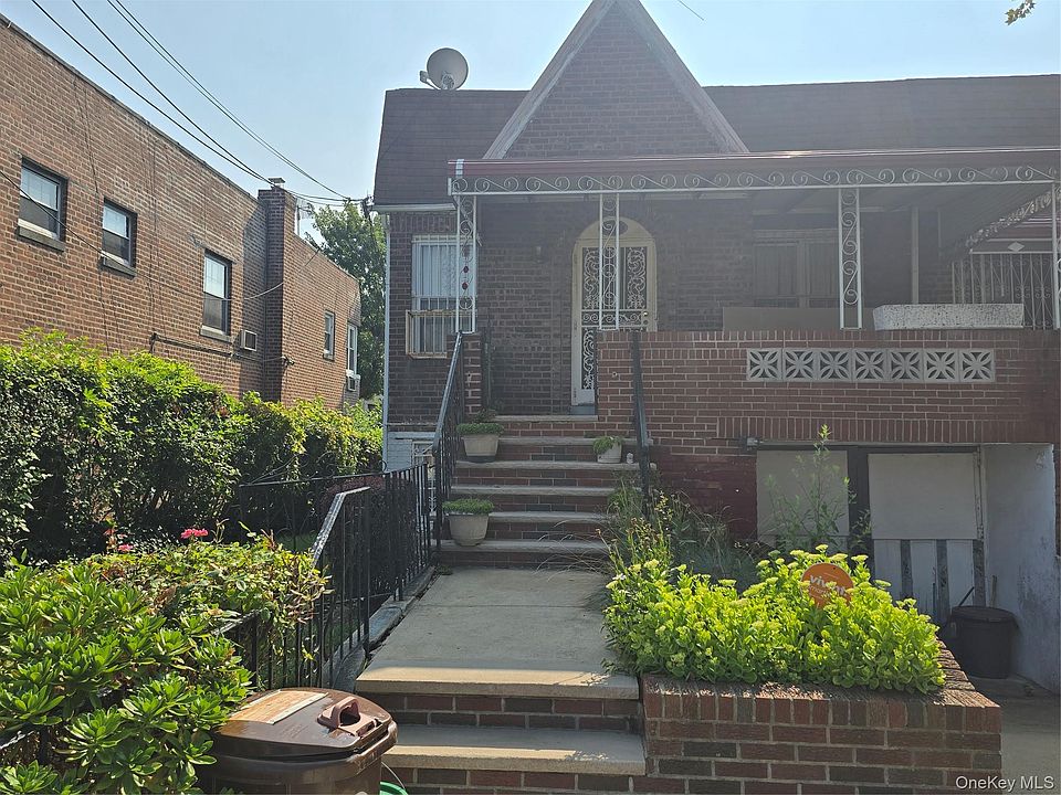 1st image of 142 East 88 Street
