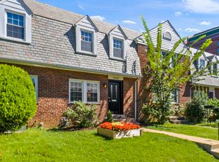 1043 N Monroe St, Arlington, VA 22201