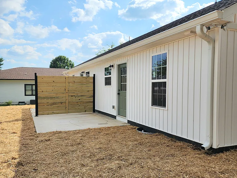 43 Duncan Ln #1 — Photo 2