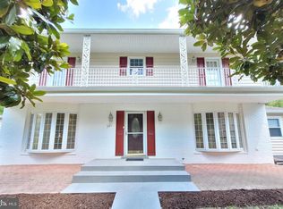 3911 Shelley Ln, Annandale, VA 22003