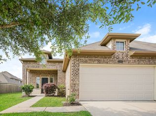 12215 Roy Mix Bohn Ln, Houston, TX 77044