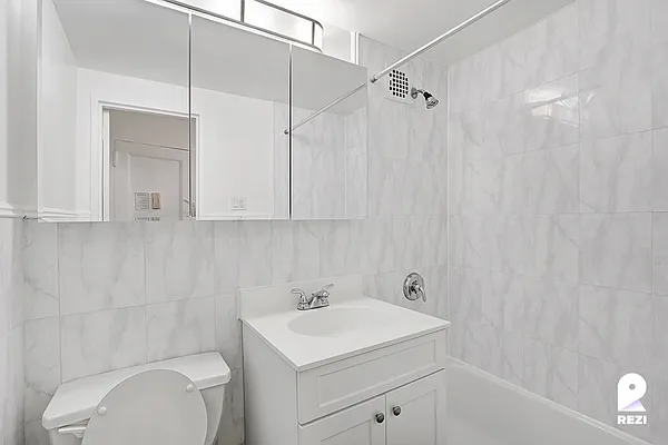 Rented by Compass | media 18