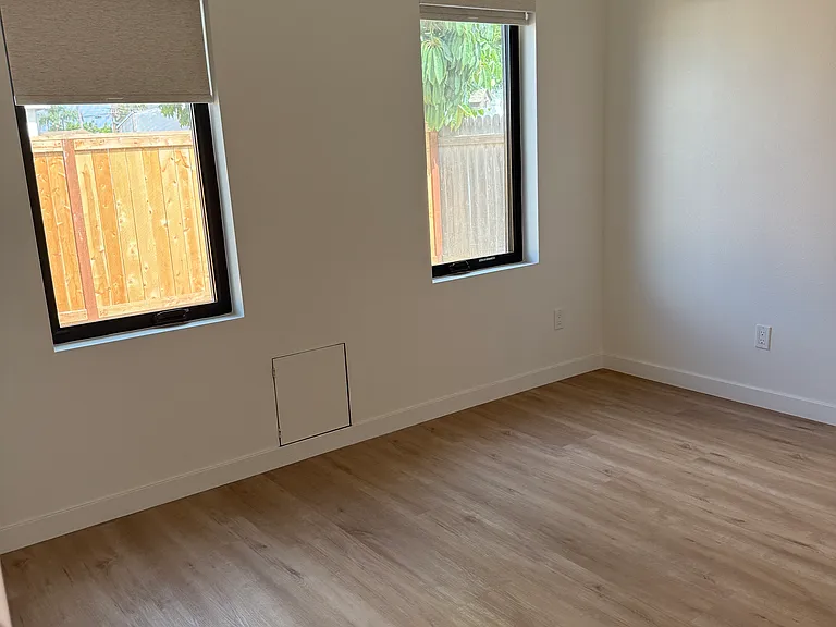 114 N Roosevelt Ave #A — Photo 5