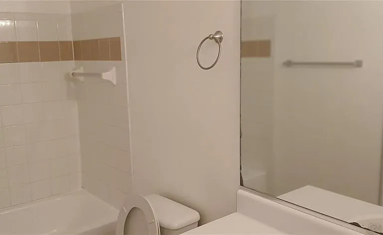 5606 Pinnacle Heights Cir #306 — Photo 15