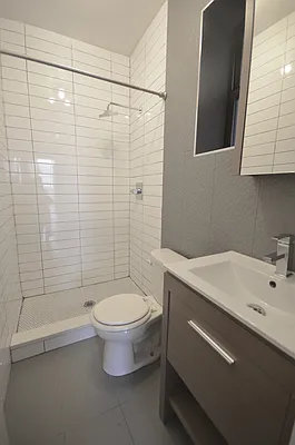 Rented by Swythe, Inc. | media 32