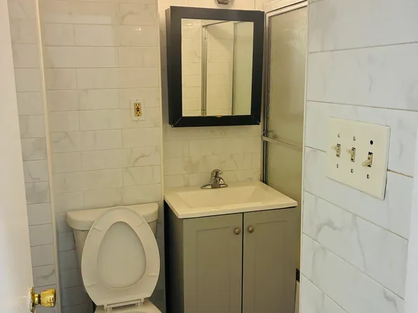 81 West 16th Street image 11 of 12