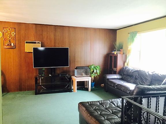 2nd image of 178 Milandy St