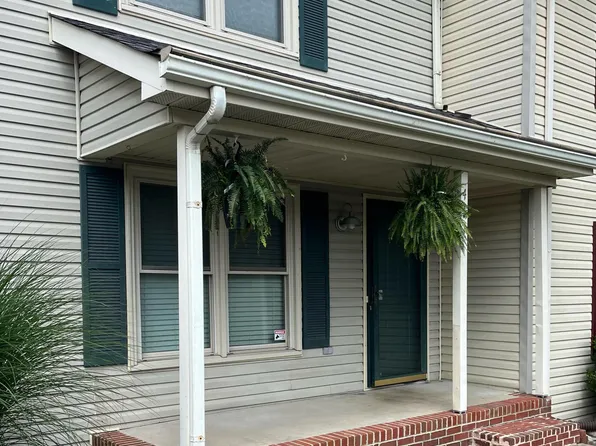 411 Ryne Ct, Versailles, KY 40383