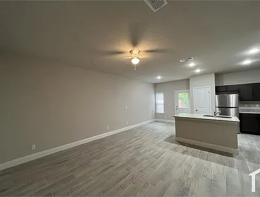 7409 Savannah Brks #102 — Photo 3