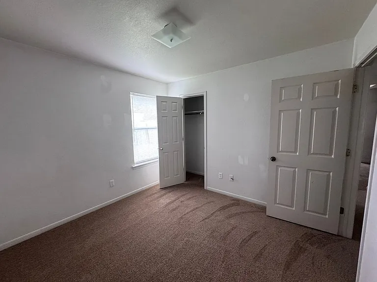 1430 Shoshoni Trl — Photo 25
