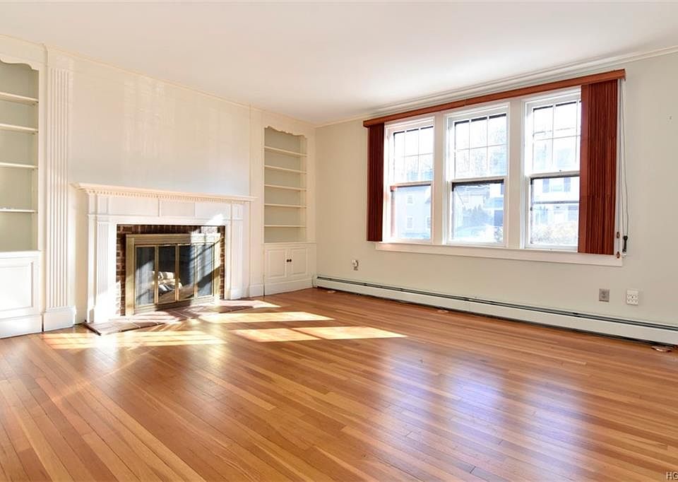 1st image of 378 Packman Ave