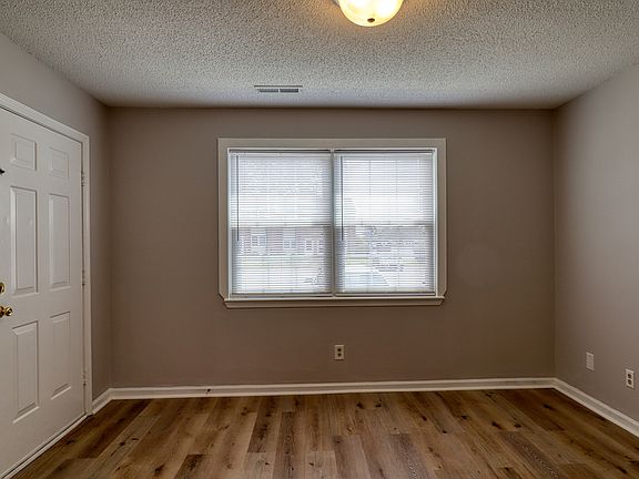 3rd image of 2322 Indian Dr #17450870