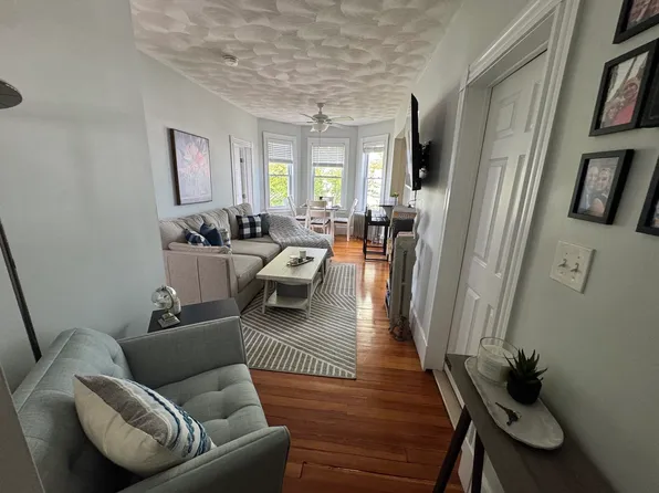 53 Trident Ave APT 303, Winthrop, MA 02152