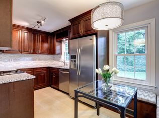 1888 Dyer Cir, Chamblee, GA