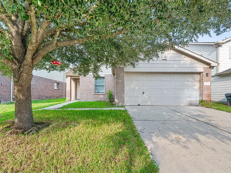 29522 Legends Stone Dr — Photo 17