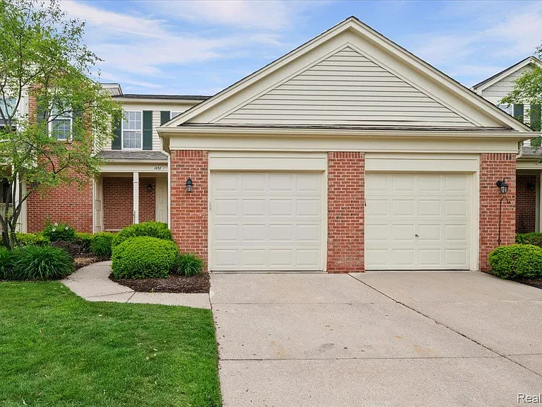 1652 Bennington Ct — Photo 1