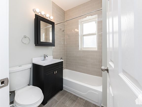 3rd image of 2451 W Logan Blvd #2