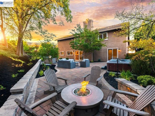 1208 Cheshire Cir, Danville, CA 94506