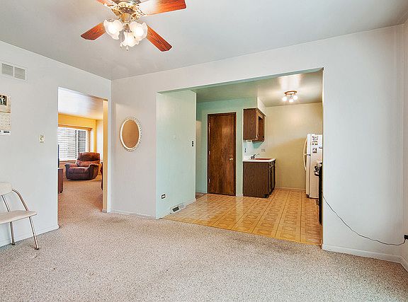 5th image of 16349 Brementowne Dr