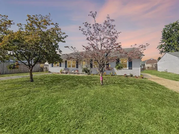 4917 Fishburn Ct, Columbus, OH 43207