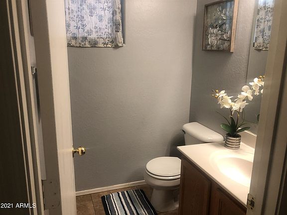 4th image of 3024 S 94th Ave